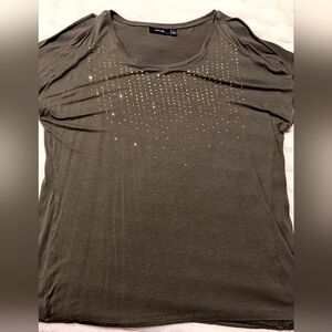 Apt. 9 Open shoulder top with Gold Accents